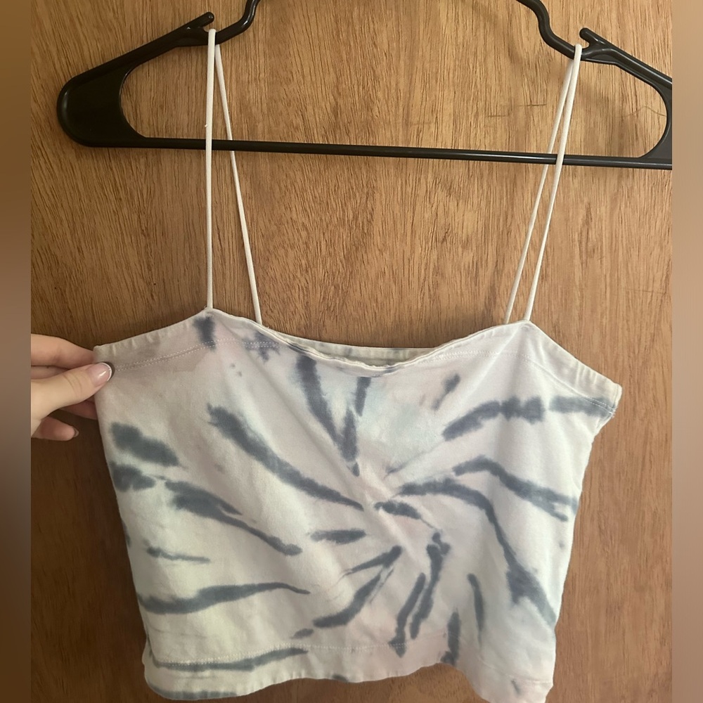 AE large cropped tank